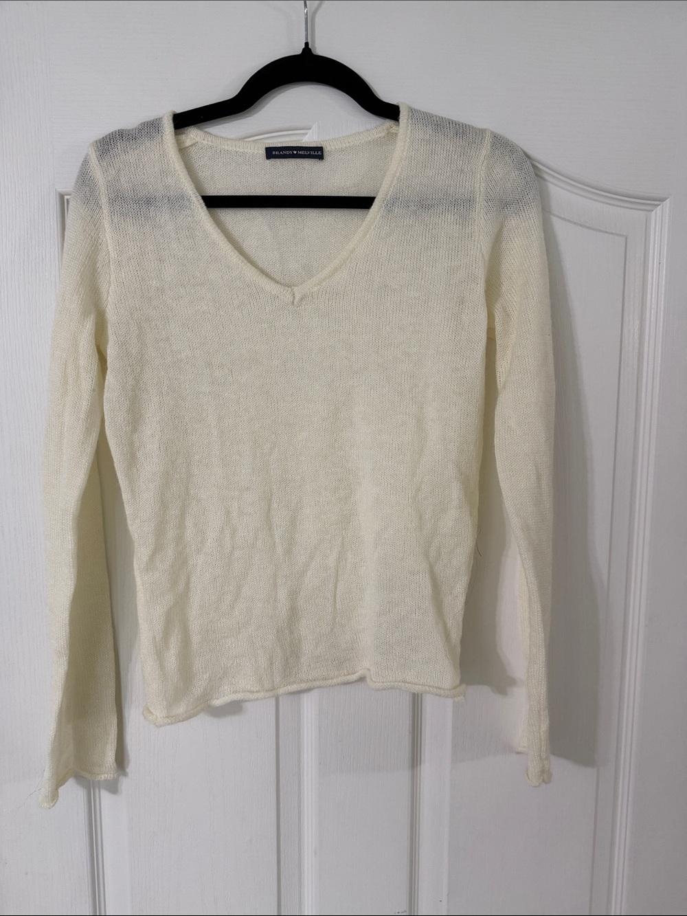 Brandy Melville cream V-Neck Sweater Lightweight Knit
